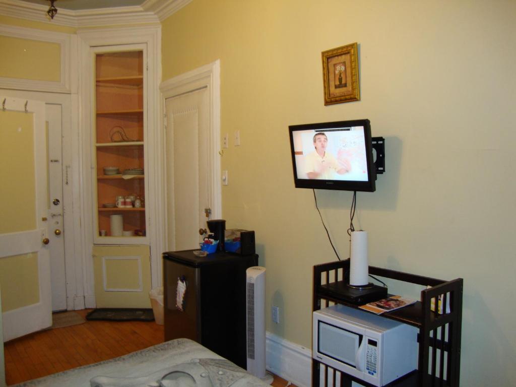 Hotel & Suites Place Des Arts Montréal Rum bild